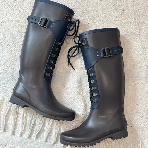 EUC UGG Madelynn gray/blue rubber and leather tall rain boots - Picture 11 of 16